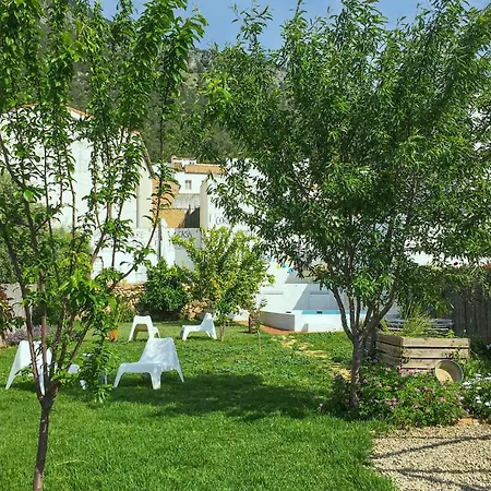 Beautiful In With Swimming Pool Holiday home