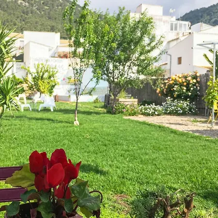 Beautiful In With Swimming Pool Holiday home